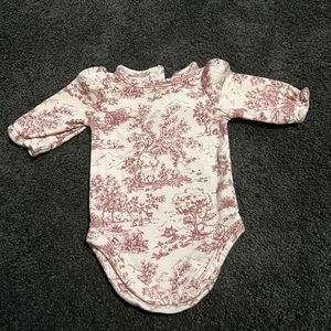 JANIE and JACK Newborn Bodysuit.